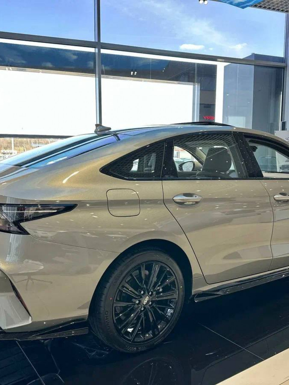 CHERY ARRIZO 8